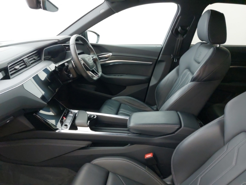 Audi Q8 e tron 250Kw 50 Quattro 95Kwh Black Edition Grey #5