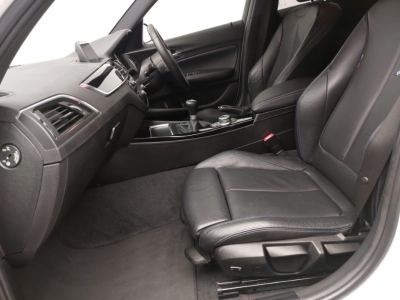BMW 1 Series 118I 1.5 M Sport Navservotronic OY68LDF White #5