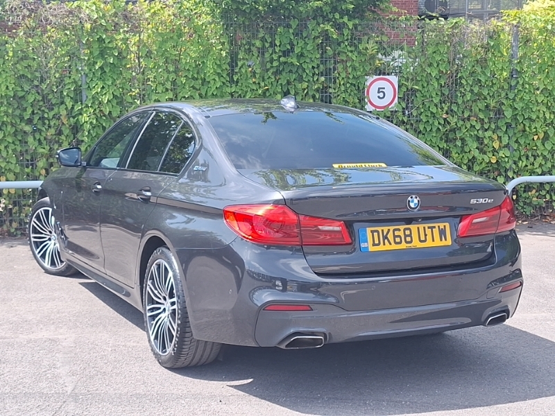 BMW 5 Series 530E M Sport DK68UTW Grey #2