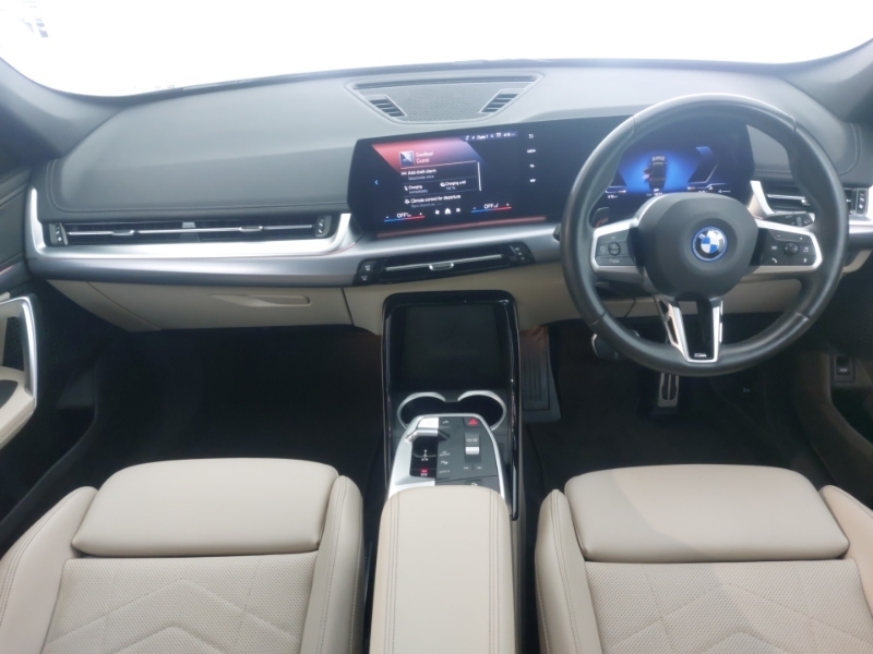 BMW iX1 150Kw Edrive20 M Sport 65Kwh Black #3