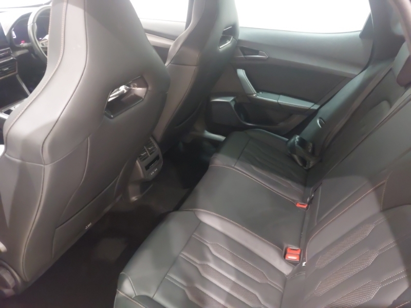Cupra Formentor 2.0 Tsi 310 Vz2 Dsg 4Drive YP23CYA Black #6