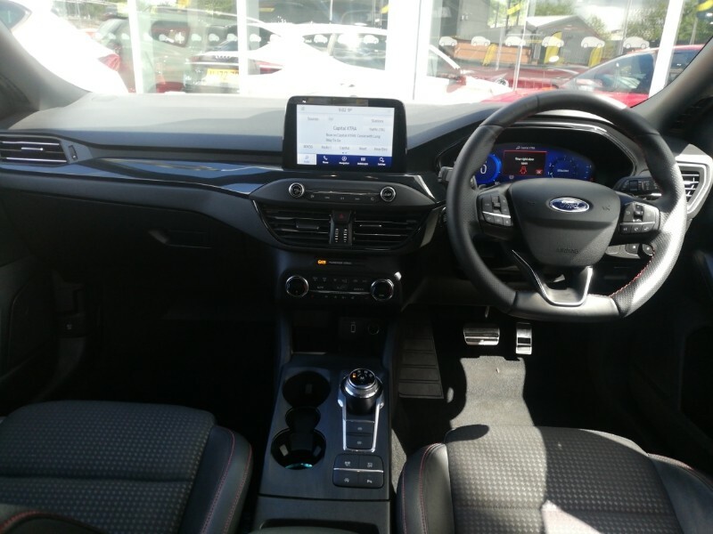 Ford Focus 1.0 Ecoboost 125 St-line X Edition SR70GXN Red #3