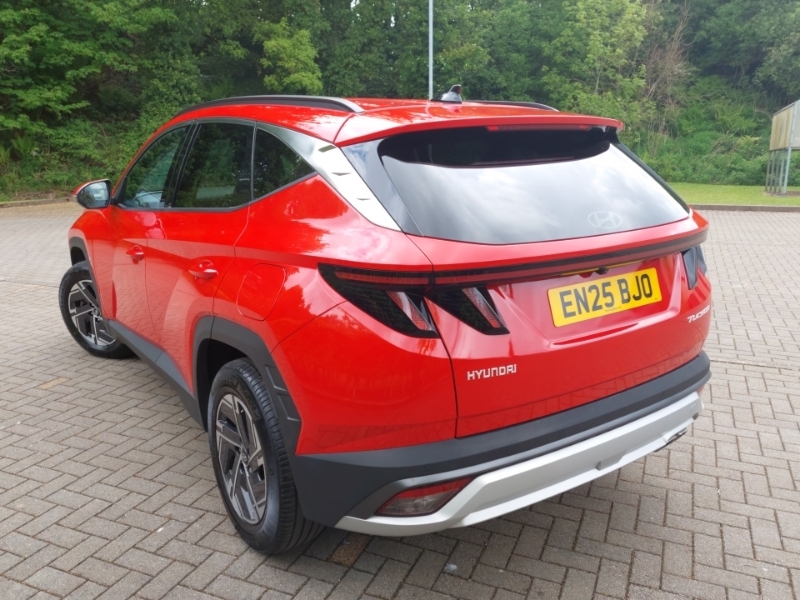 Hyundai Tucson 1.6T Advance EN25BJO Red #2
