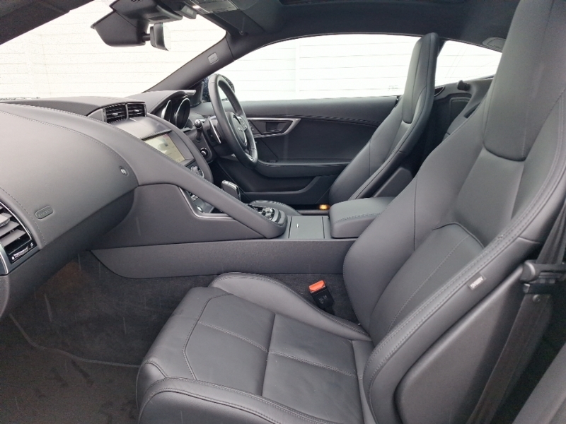 Jaguar F-Type 2.0 R-dynamic OW19OJT Blue #5