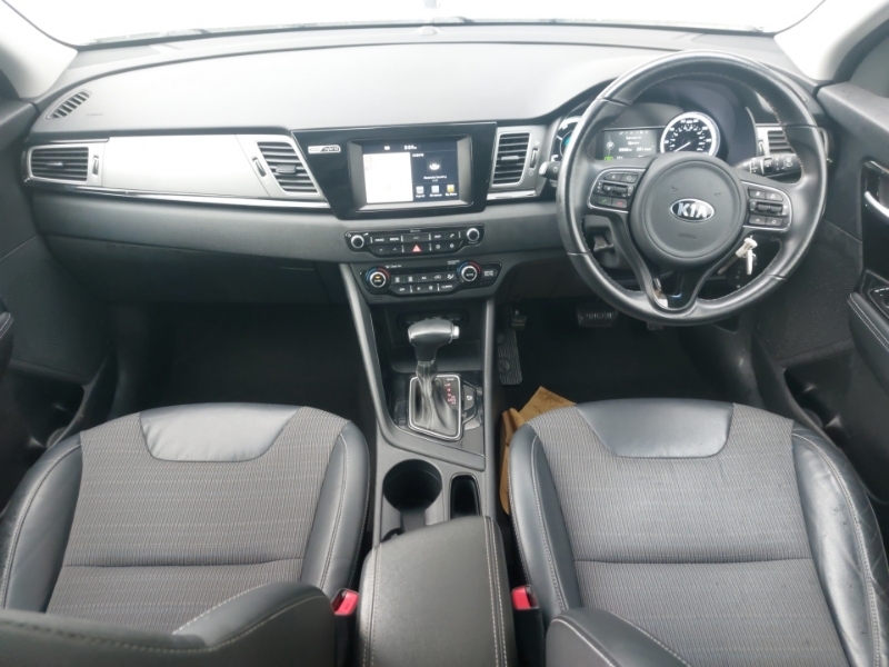 Kia Niro 1.6 Gdi Hybrid 2 Dct White #3