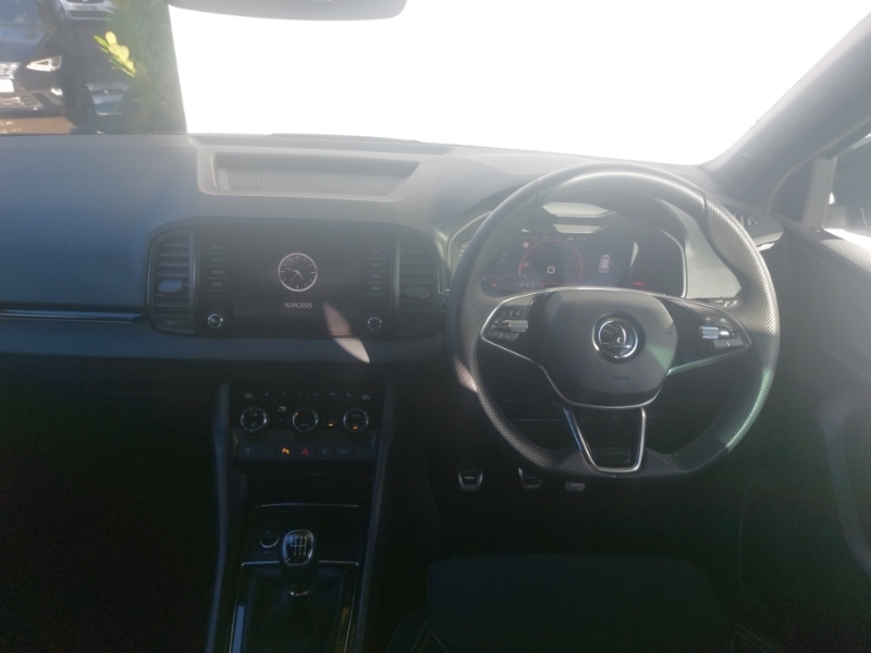 Skoda Karoq 1.5 Tsi Sportline SH74ZPO White #3