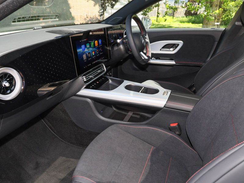 Mercedes-Benz CLA Class Cla 200 Amg Line Executive White #5