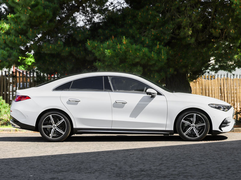 Mercedes-Benz CLA Class Cla 200 Amg Line Executive White #4