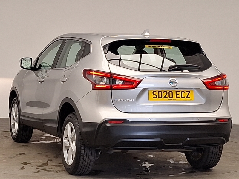 Nissan Qashqai 1.3 Dig-t 160 Acenta Premium SD20ECZ Silver #2