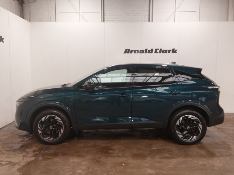 Nissan Qashqai 1.3 Dig-t Mh N-connecta SO25BGK Green #4