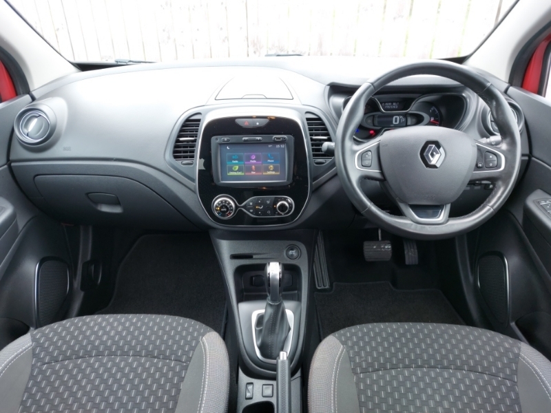 Renault Captur 1.5 Dci 90 Dynamique S Nav Edc BD18NHP Red #3