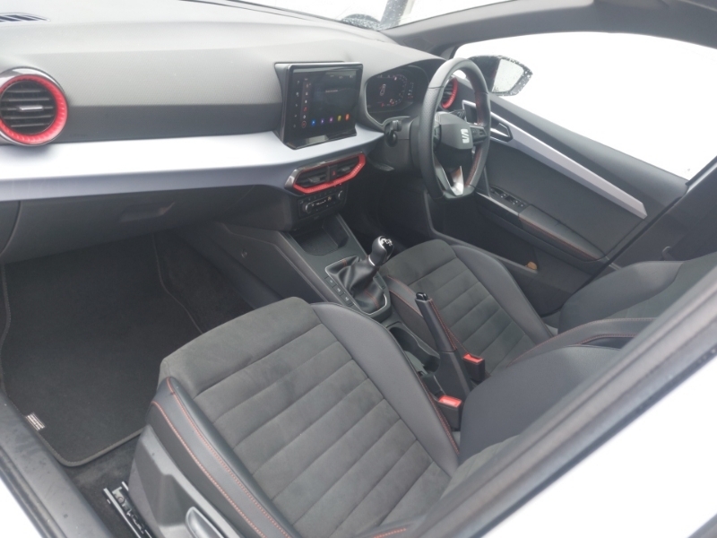 Seat Ibiza 1.0 Tsi 115 Fr Sport FMZ1862 White #4