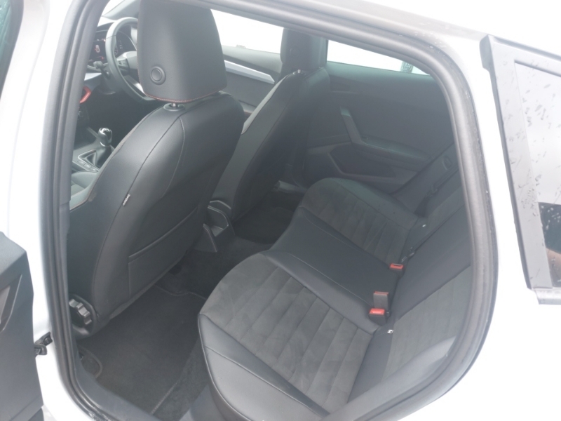 Seat Ibiza 1.0 Tsi 115 Fr Sport FMZ1862 White #5