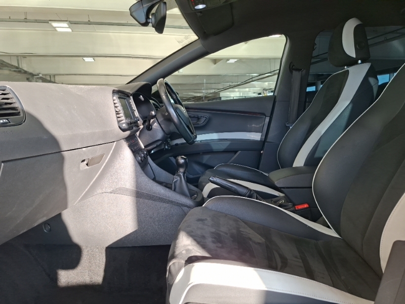 Seat Leon 2.0 Tsi Cupra 290 BV66ZWW Silver #5