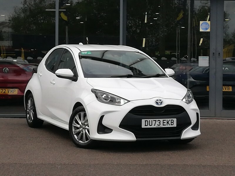 Toyota Yaris 1.5 Hybrid Icon Cvt White