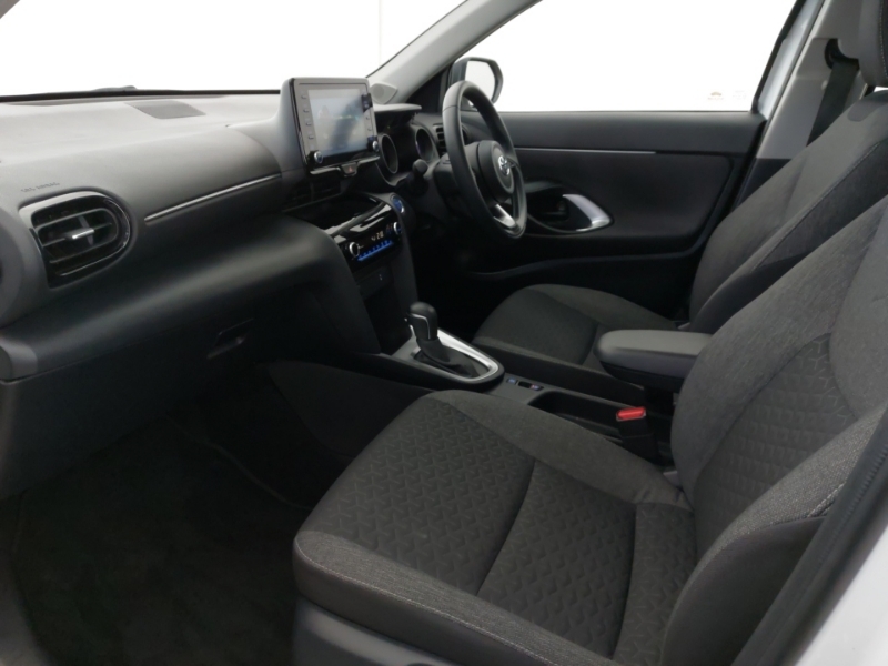 Toyota Yaris Cross 1.5 Hybrid Icon Cvt AJ72YAD White #5