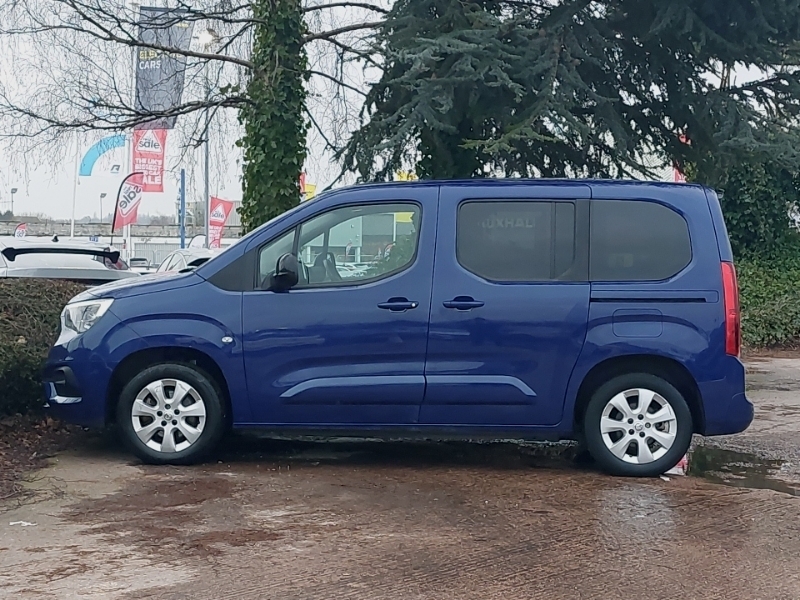 Vauxhall Combo-e Life 100Kw Se 50Kwh SD72WBN Blue #4