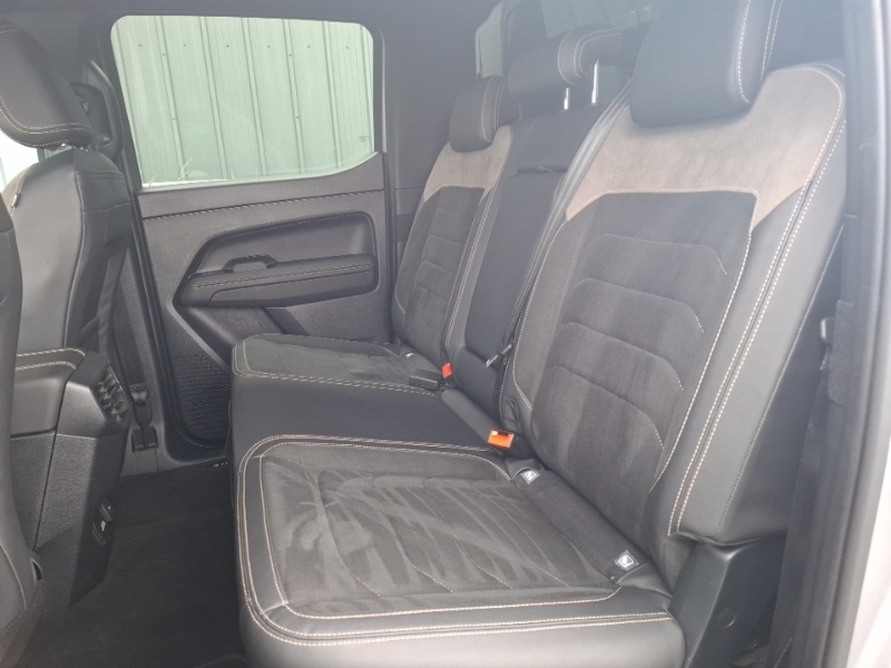 Volkswagen Amarok Dcab Pick Up Style 2.0 Tdi 205 4Motion WG74BXY Silver #6