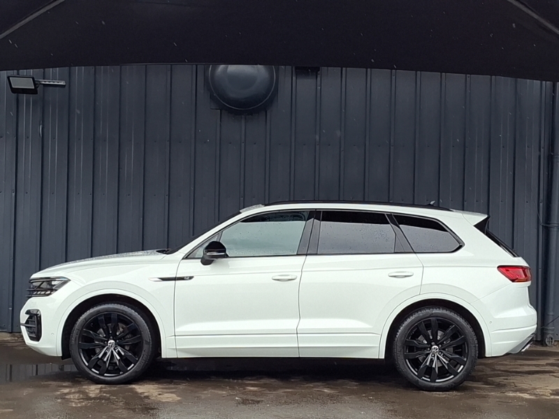 Volkswagen Touareg 3.0 V6 Tdi 4Motion Black Edition Tip WGZ4202 White #4