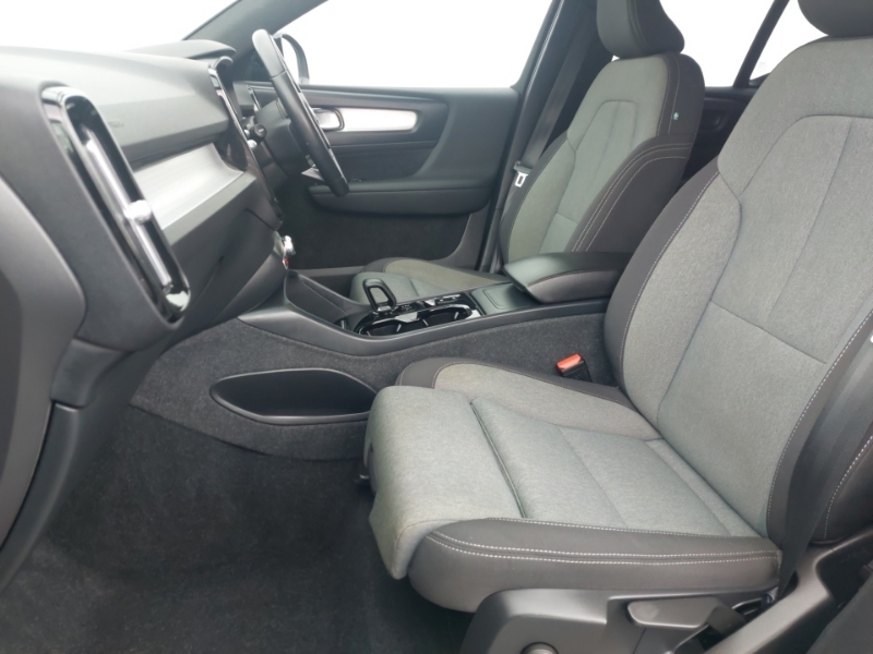 Volvo XC40 2.0 B4p Plus Dark Awd CK23OFT Blue #5