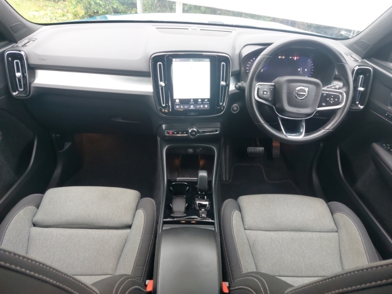 Volvo XC40 2.0 B4p Plus Dark Awd CK23OFT Blue #3