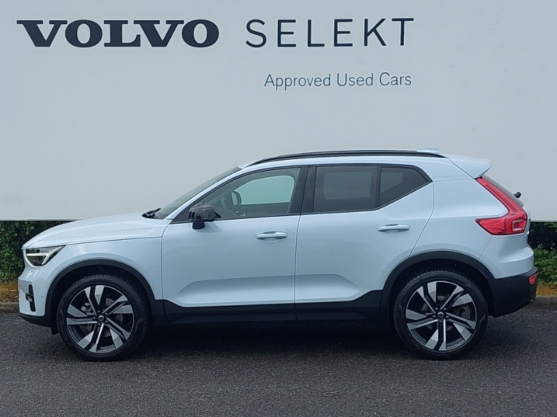 Volvo XC40 2.0 B3p Ultra Dark SB74AAY Blue #4