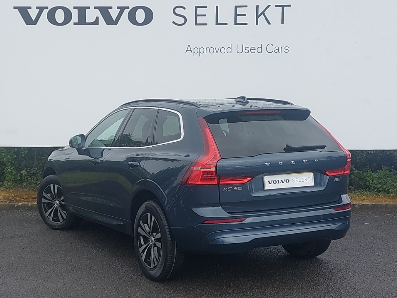 Volvo XC60 2.0 B5p Core Awd Geartronic CF23WPW Blue #2