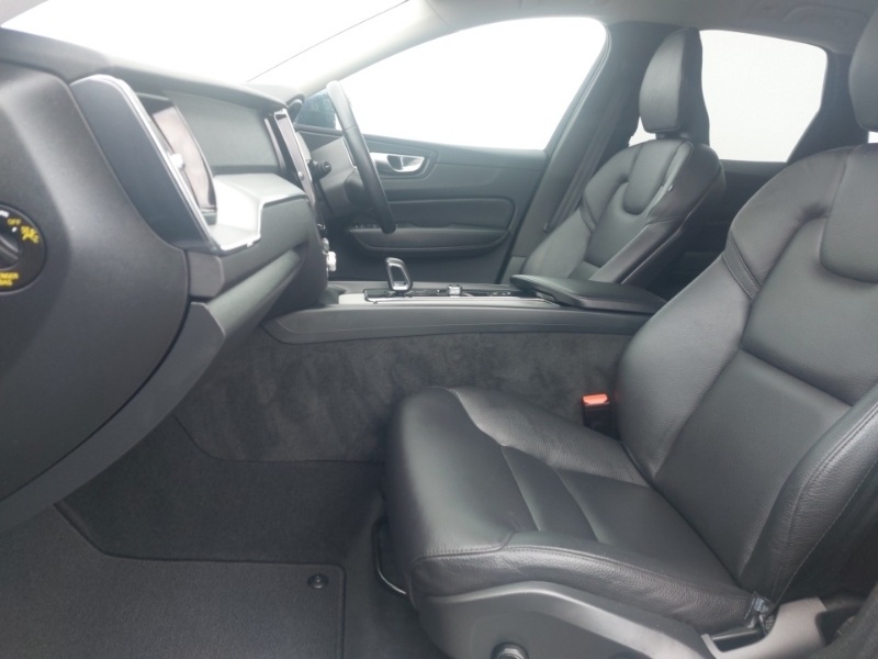 Volvo XC60 2.0 B5p Core Awd Geartronic CF23WPW Blue #5