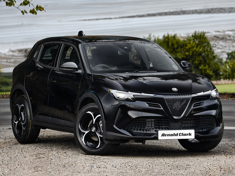 Alfa Romeo Junior 1.2 Turbo 145 Ibrida Ti Black