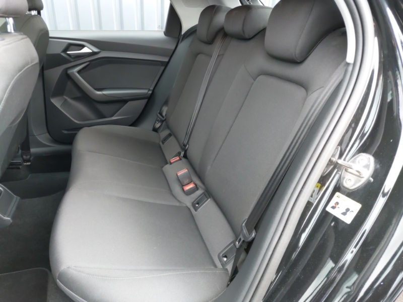Audi A1 25 Tfsi Technik MJ70UNW Black #6
