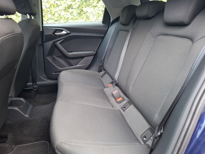 Audi A1 25 Tfsi Technik RO73GOJ Blue #6