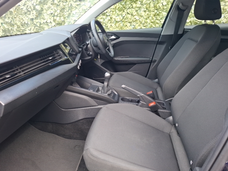 Audi A1 25 Tfsi Technik RO73GOJ Blue #5