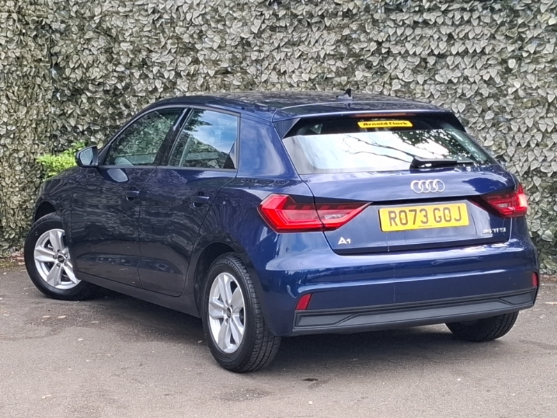 Audi A1 25 Tfsi Technik RO73GOJ Blue #2