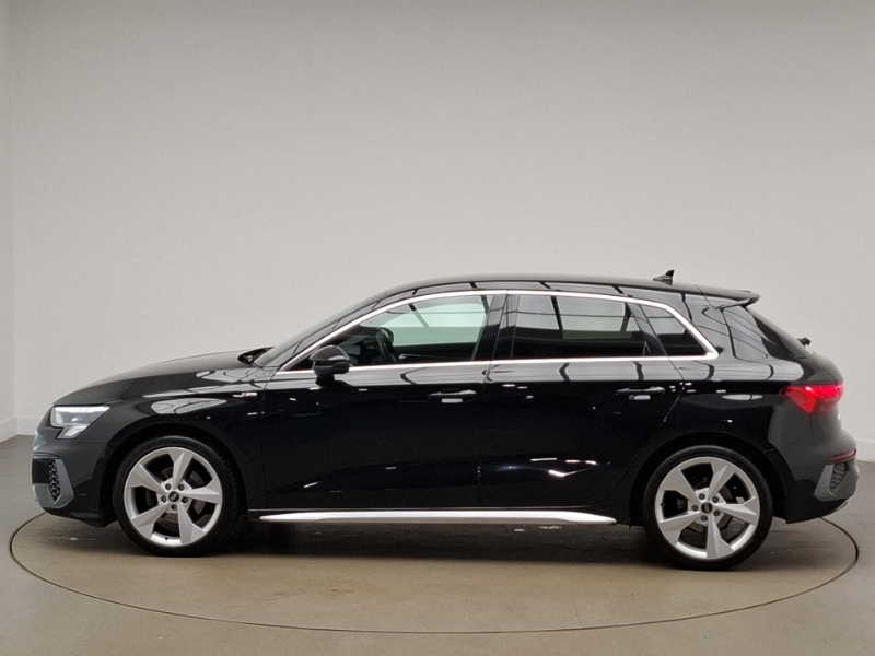Audi A3 30 Tfsi S Line NX23UEK Black #4