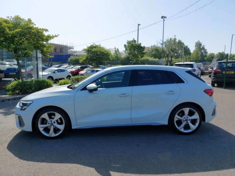 Audi A3 35 Tfsi S Line S Tronic GD73RUH White #4