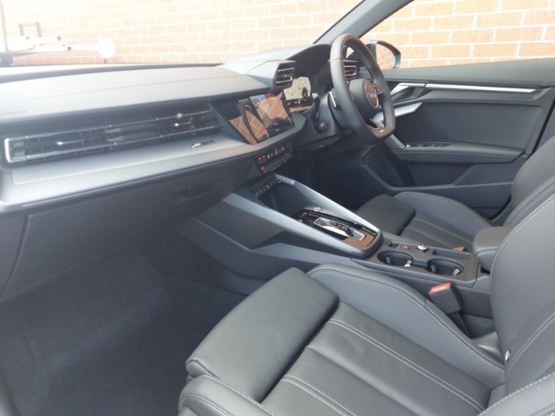 Audi A3 2.0 Tdi 150 S Line S Tronic Black #5