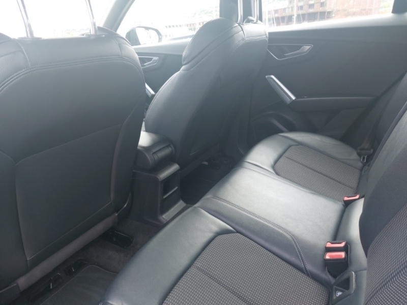 Audi Q2 30 Tdi S Line Black #6