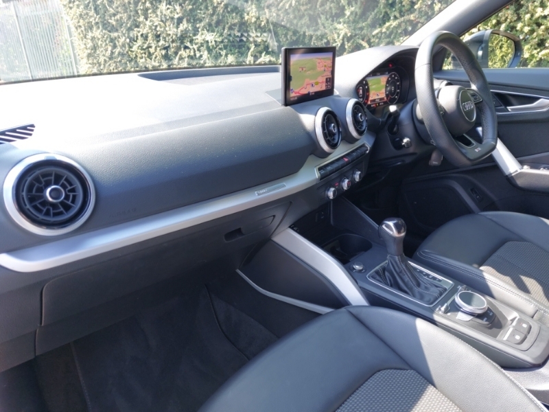 Audi Q2 35 Tfsi S Line S Tronic BV23VWN Black #5