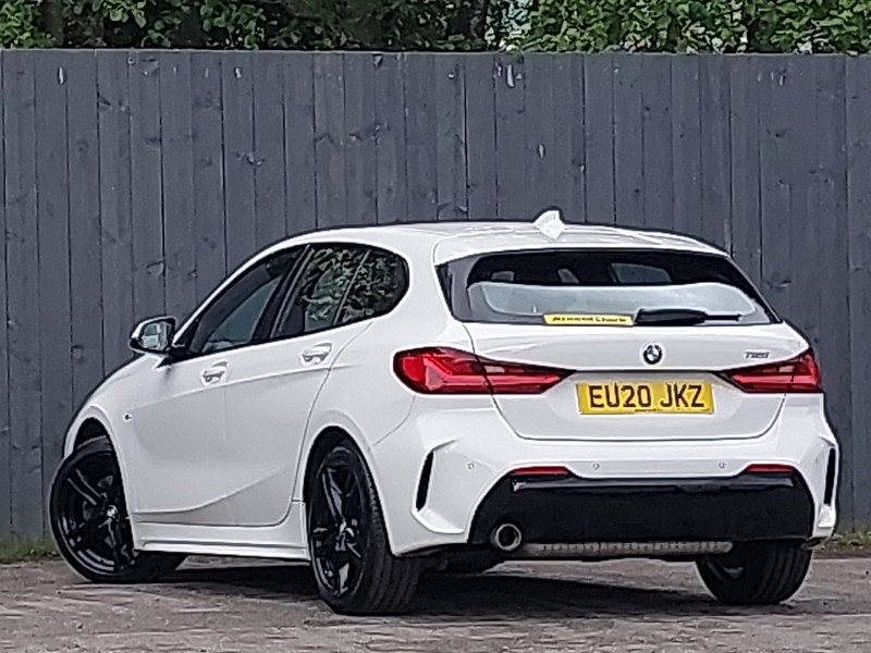 BMW 1 Series 118I M Sport White #2