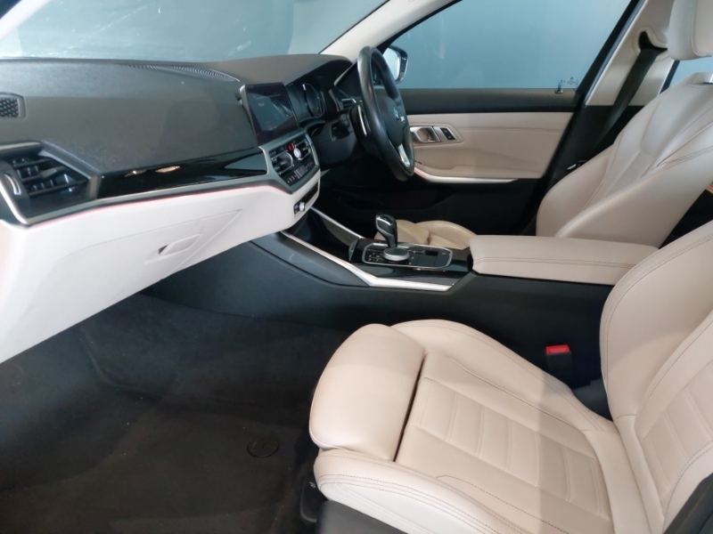 BMW 3 Series 320I Sport Step YF70AOU Blue #5