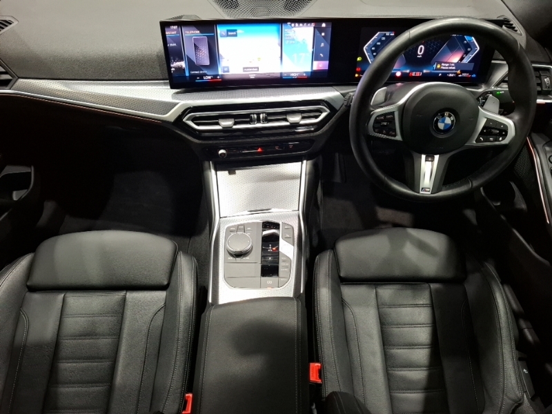 BMW 3 Series 320D Mht M Sport Step YA24UYG Black #3