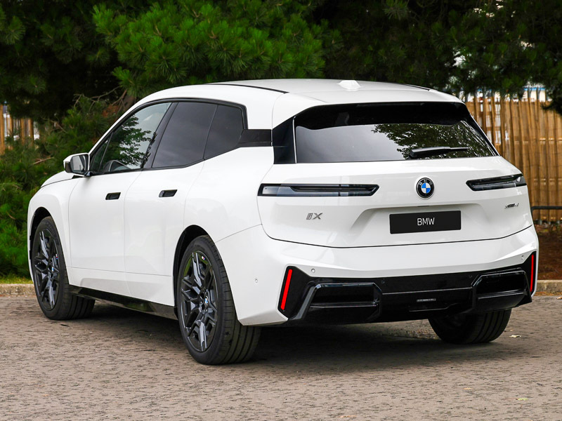 BMW iX 300Kw Xdrive45 M Sport 101Kwh Techpro White #2