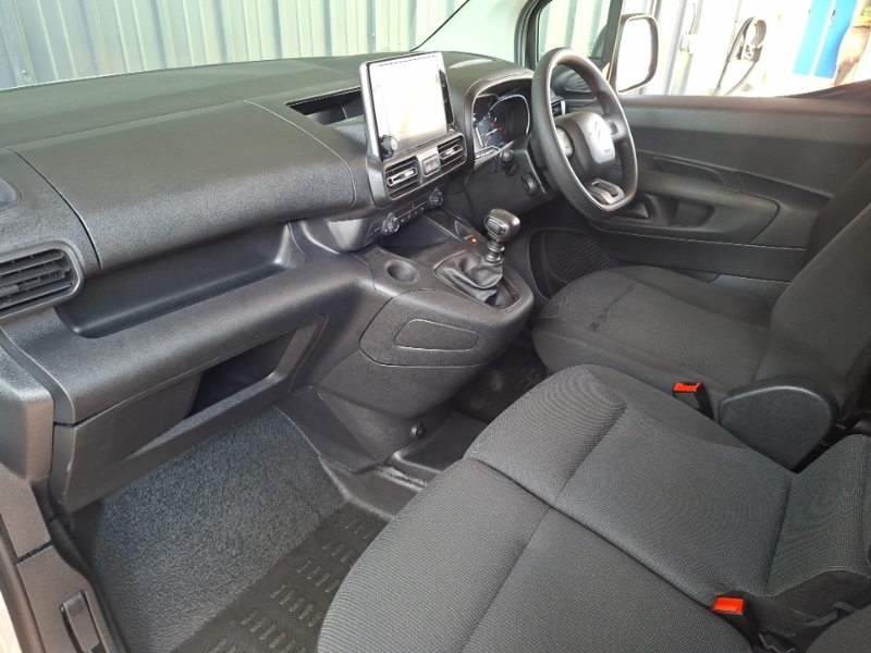 Citroen Berlingo 1.5 Bluehdi 1000Kg Enterprise Ed 100Ps 6 Speed Ss SL23HWW White #3