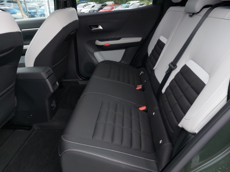 Citroen C3 Aircross 83Kw Standard Range Max 44Kwh SH75TXN Green #6