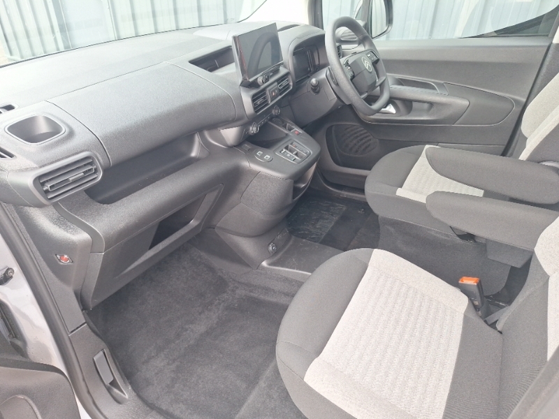 Citroen Berlingo 1.5 Bluehdi 130 Plus XL Eat8 7 Seatwav Grey #5