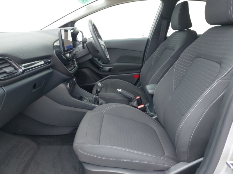 Ford Fiesta 1.0 Ecoboost Hybrid Mhev 125 Titanium AV70BUJ Silver #5
