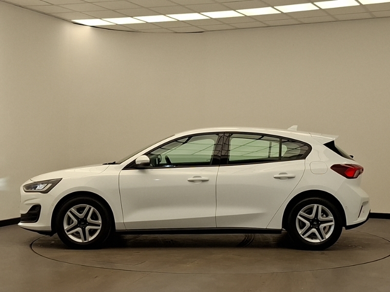 Ford Focus 1.0 Ecoboost Hybrid Mhev Trend EO23RVL White #4