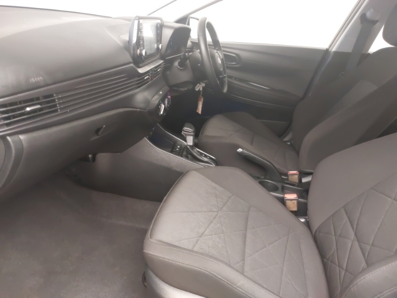 Hyundai Bayon 1.0 Tgdi 48V Mhev Se Connect Dct OY73JYF Black #5