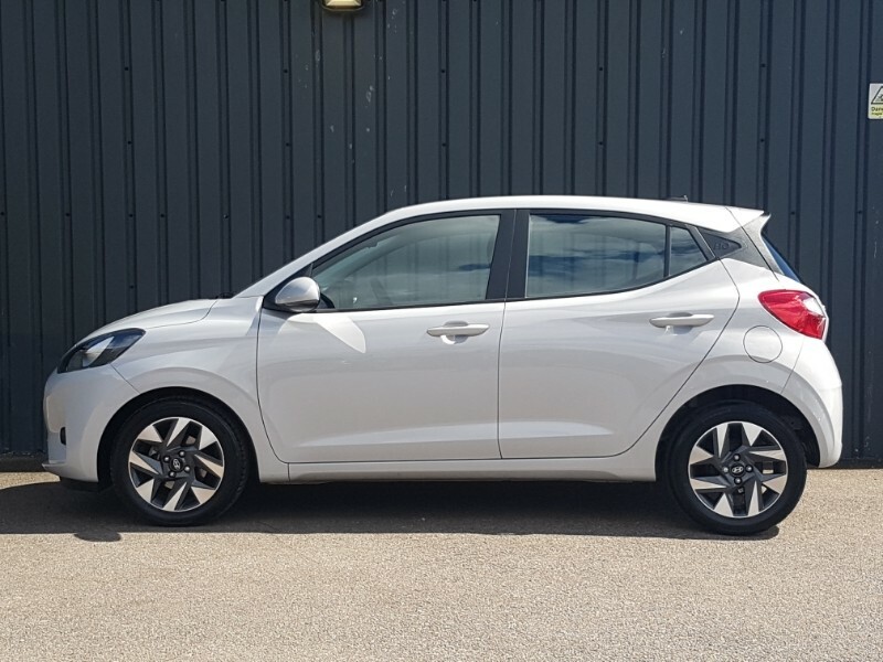 Hyundai I10 1.0 63 Advance Nav ET25URM Grey #4