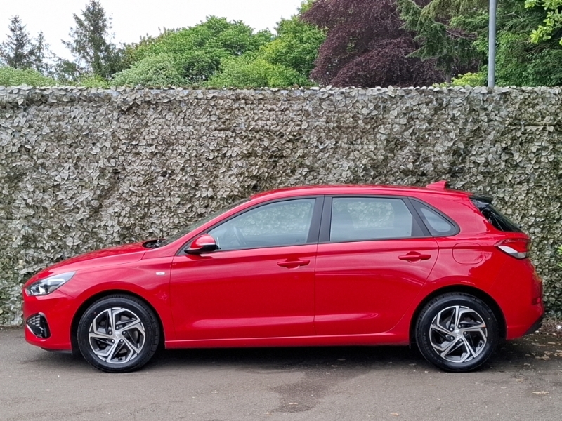 Hyundai I30 1.0T Gdi Se Connect Dct YR73EWK Red #4